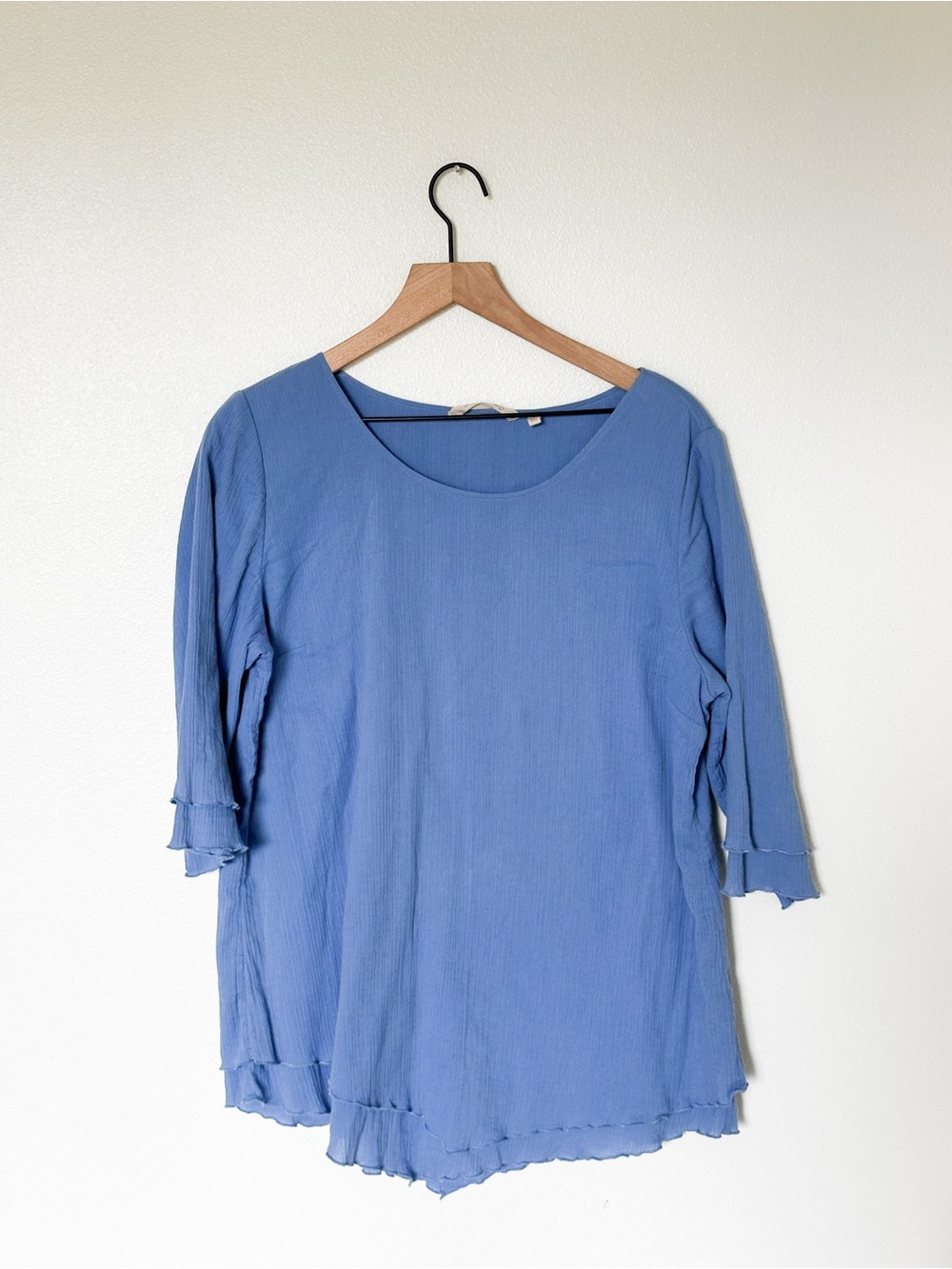 Soft Surroundings Light Blue Women's Scoop Neck 3/4 Sleeve Top- L